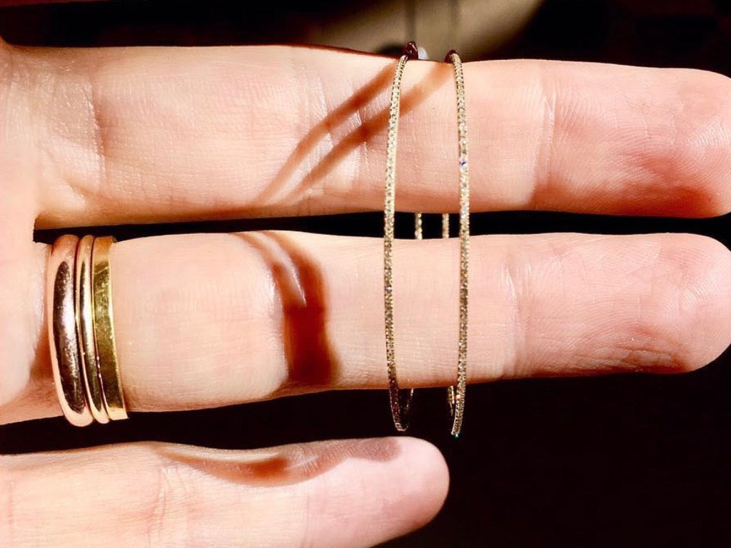 How To Wear The Over-sized Hoop Trend