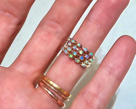 How To Wear The Cluster Jewelry Trend
