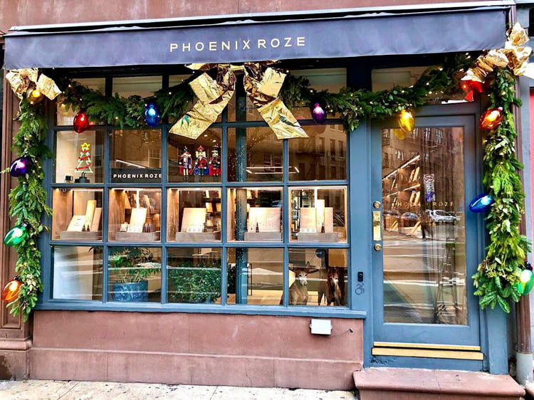 Image of Phoenix Roze Store Decorated for The Holidays